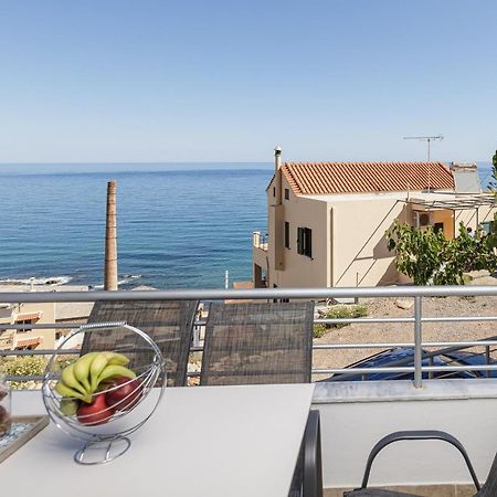 Andry'S Sea View Villa Resmo Dış mekan fotoğraf