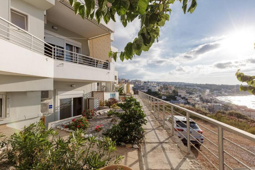 Andry'S Sea View Villa Resmo Dış mekan fotoğraf